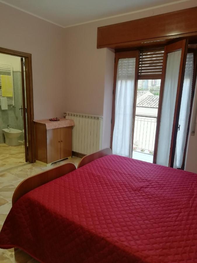 Casa Ai Cappuccini Apartment Randazzo Bagian luar foto